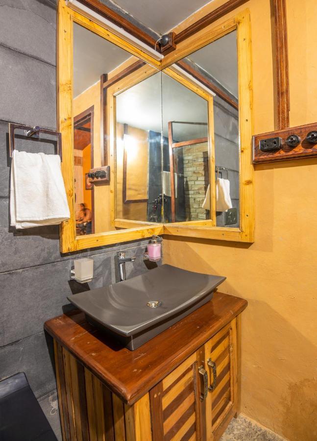 Blusalzz Homes - The Himalayan Bungalow, Almora - Uttarakhand 외부 사진
